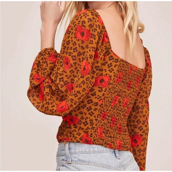 ASTR The Label Animal Print Floral Crop Top Mob Wife Office Siren Size Small - Picture 2 of 16
